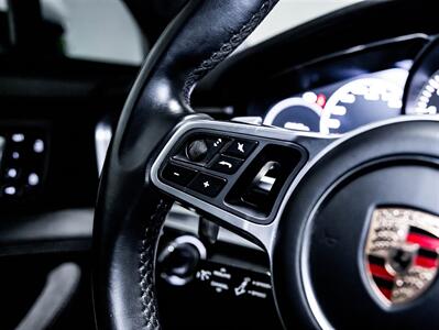 2019 Porsche Panamera GTS SPORT TURISMO, 453HP, CHRONO PKG, PADDLE SHIFT   - Photo 24 - Toronto, ON M3J 2L4