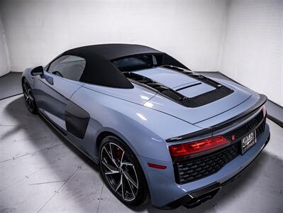 2021 Audi R8 V10 Performance Spyder, 602HP, AWD, CARBON CERAMIC   - Photo 8 - Lemoyne, QC J4R 1P7