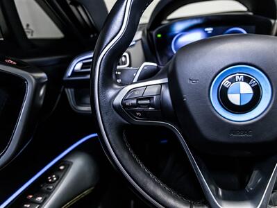 2017 BMW i8 PROTONIC FROZEN BLACK EDITION, CARBON CHASSIS, PDC   - Photo 31 - Toronto, ON M3J 2L4