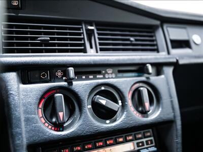 1990 Mercedes-Benz 190E Evolution II, #146 OF 502, DTM SPECIAL   - Photo 41 - Lemoyne, QC J4R 1P7