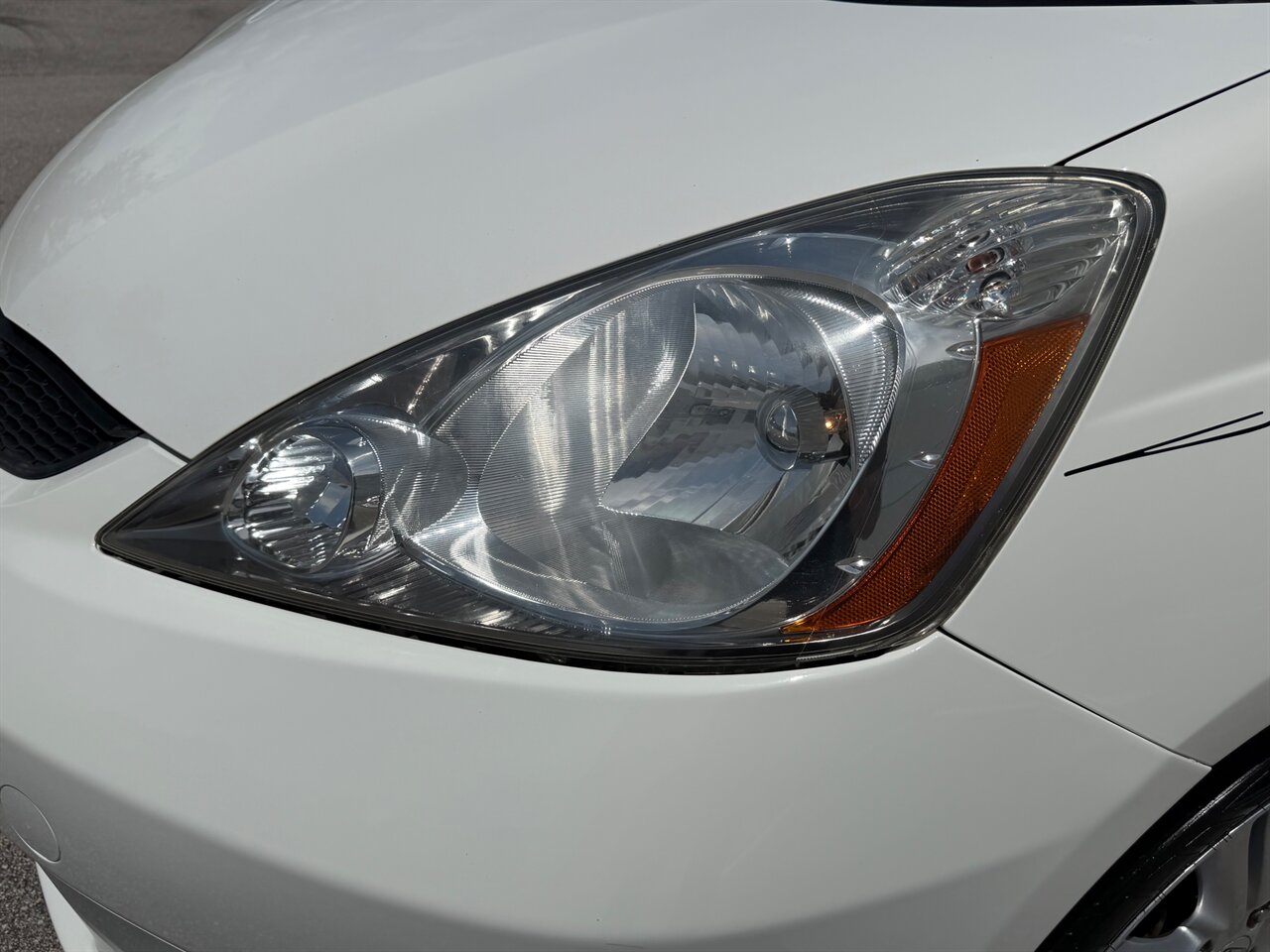 2009 Honda Fit Sport w/Navi - Photo 13 - Ocoee, FL 34761