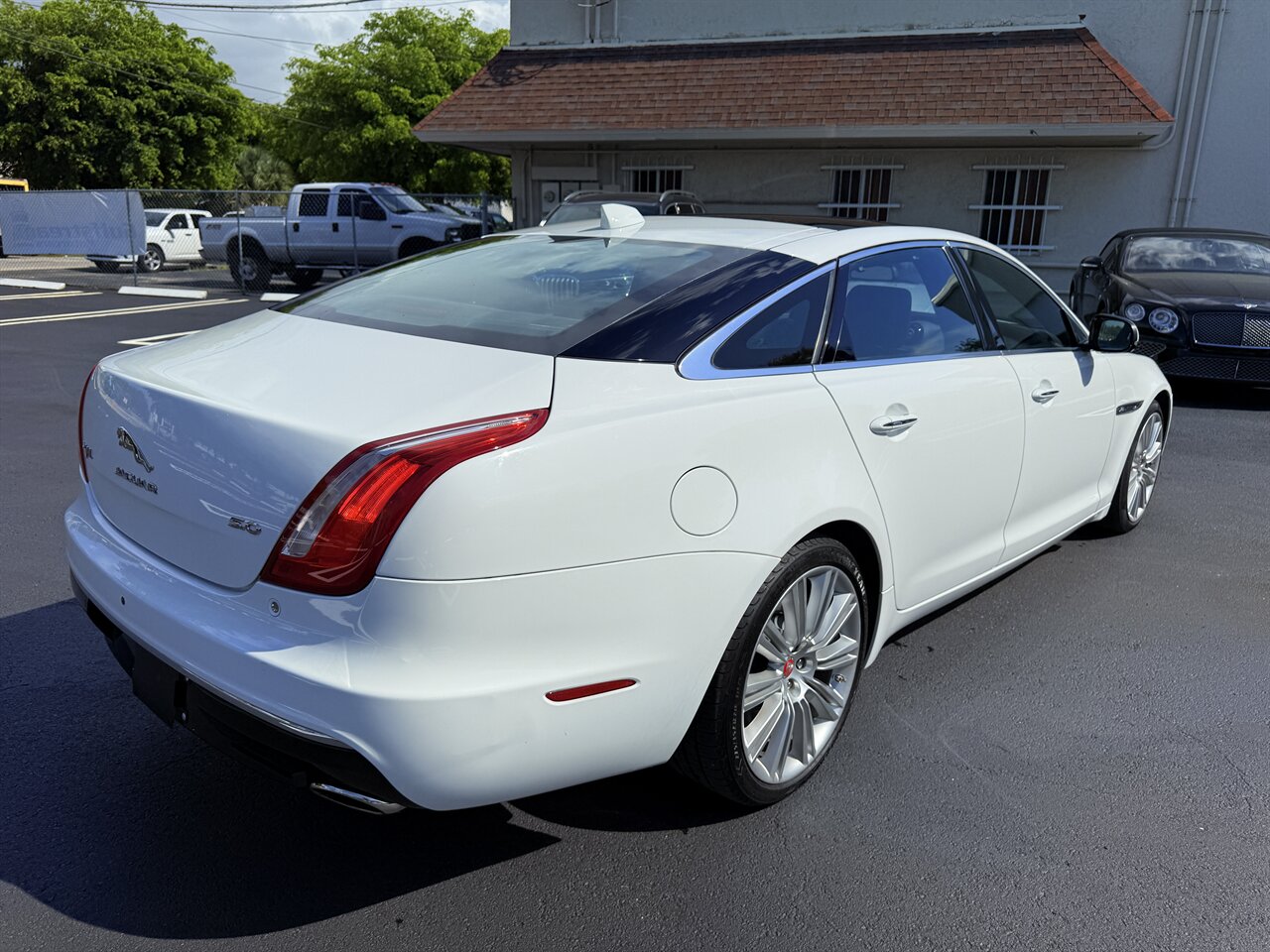 2016 Jaguar XJL Supercharged   - Photo 3 - West Palm Beach, FL 33409