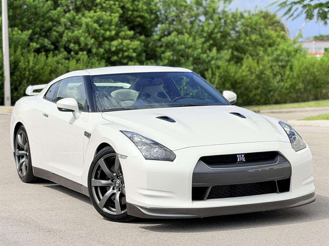 2010 Nissan GT-R Premium - Photo 1 - West Palm Beach, FL 33409