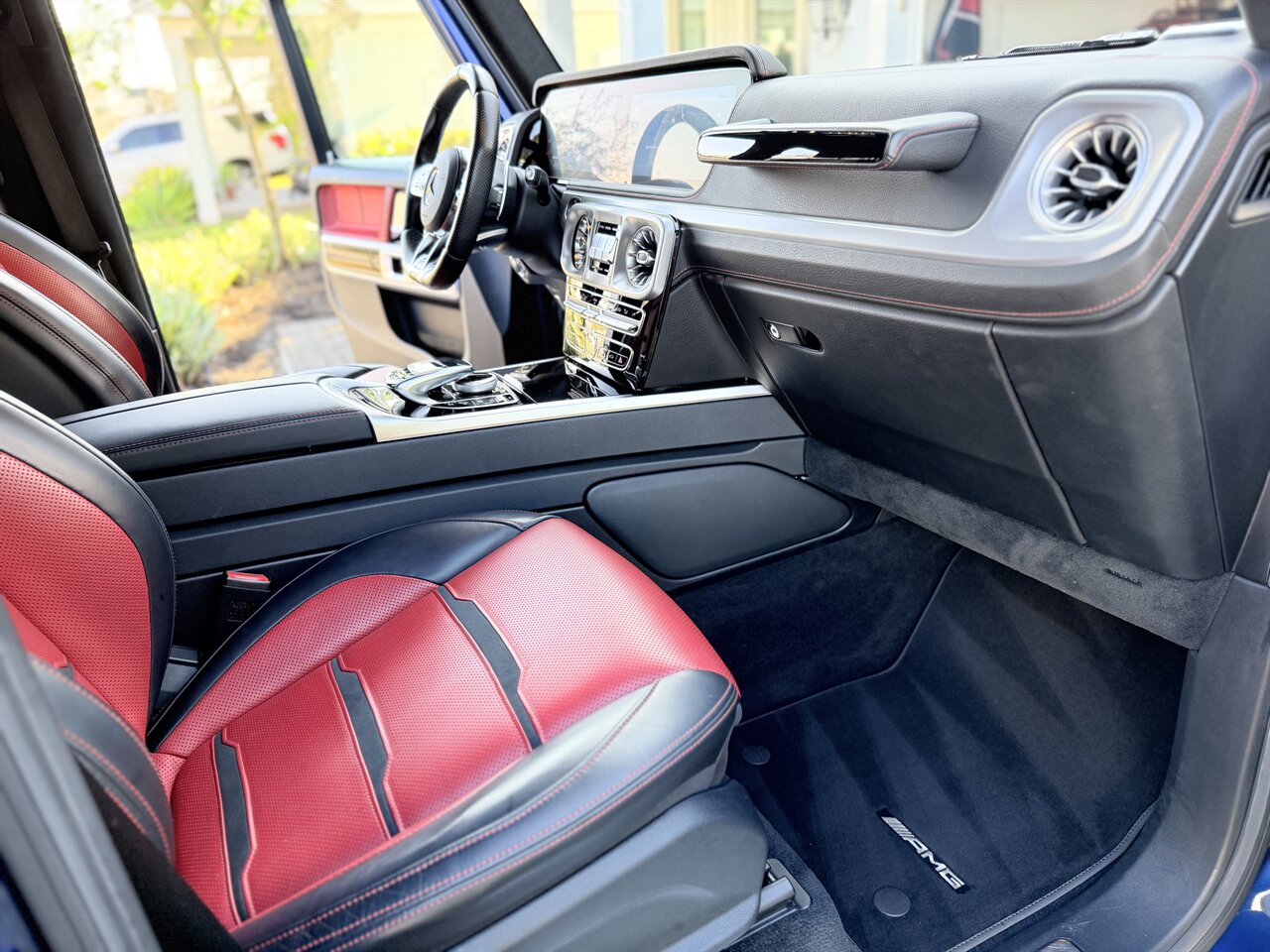 2019 Mercedes-Benz AMG G 63   - Photo 38 - West Palm Beach, FL 33409