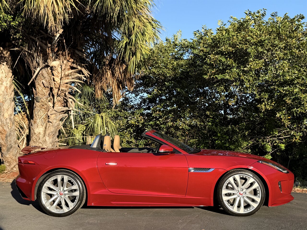 2017 Jaguar F-TYPE S  Convertible - Photo 4 - West Palm Beach, FL 33409