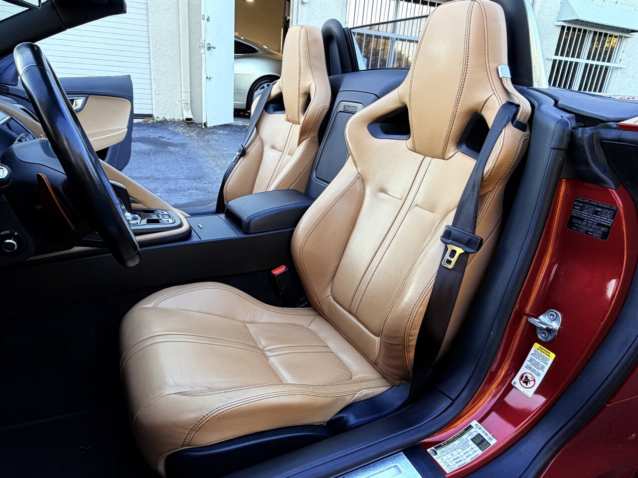 2017 Jaguar F-TYPE S  Convertible - Photo 12 - West Palm Beach, FL 33409