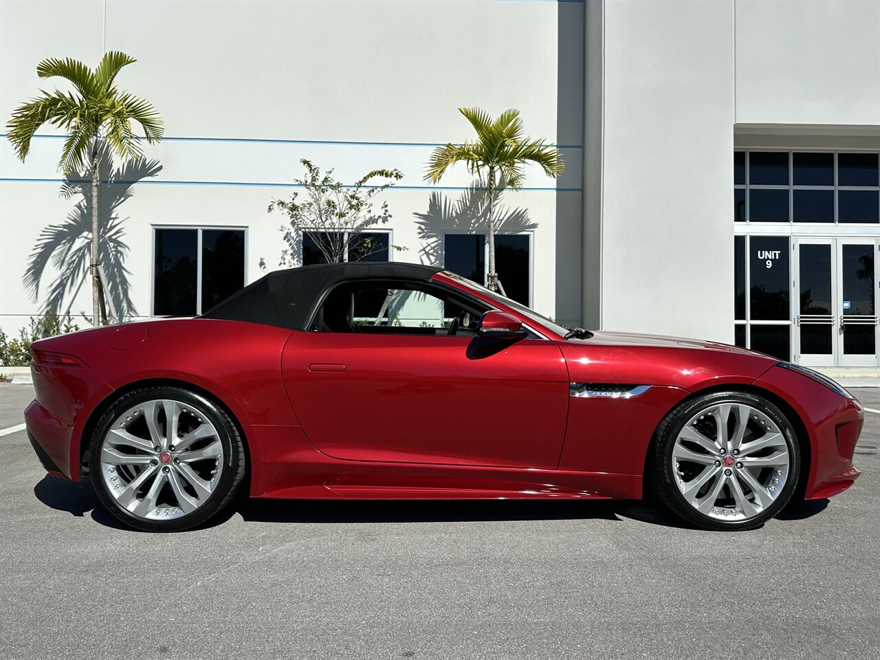 2017 Jaguar F-TYPE S  Convertible - Photo 2 - West Palm Beach, FL 33409