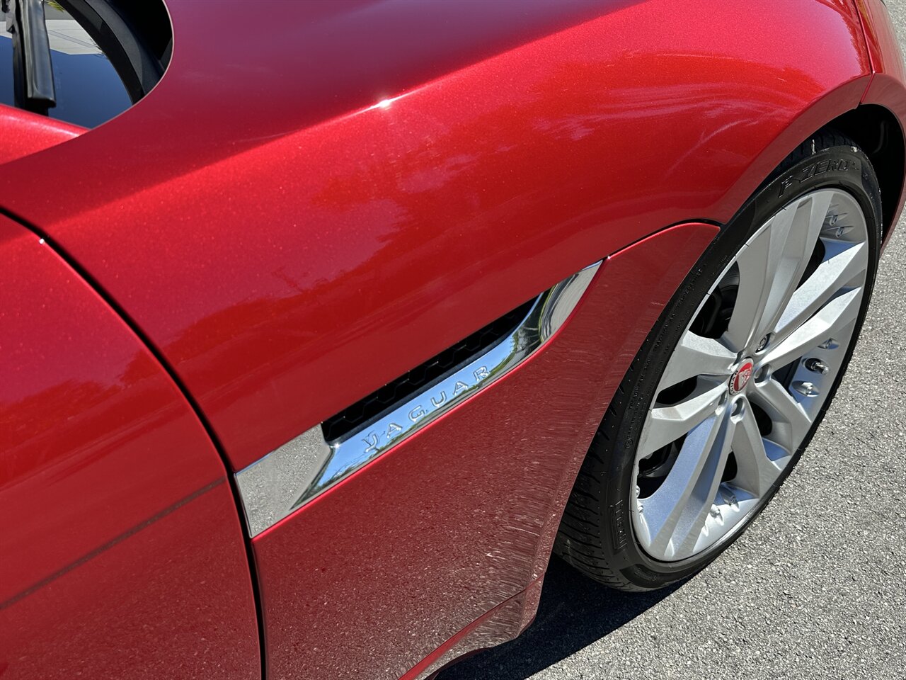 2017 Jaguar F-TYPE S  Convertible - Photo 27 - West Palm Beach, FL 33409