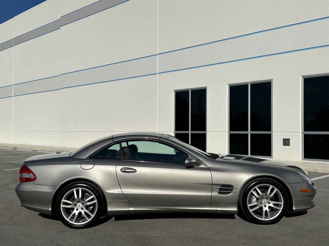 2007 Mercedes-Benz SL 550 50th Anniversary   - Photo 43 - West Palm Beach, FL 33409