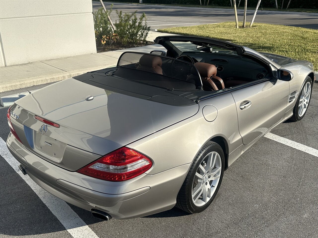 2007 Mercedes-Benz SL 550 50th Anniversary   - Photo 54 - West Palm Beach, FL 33409