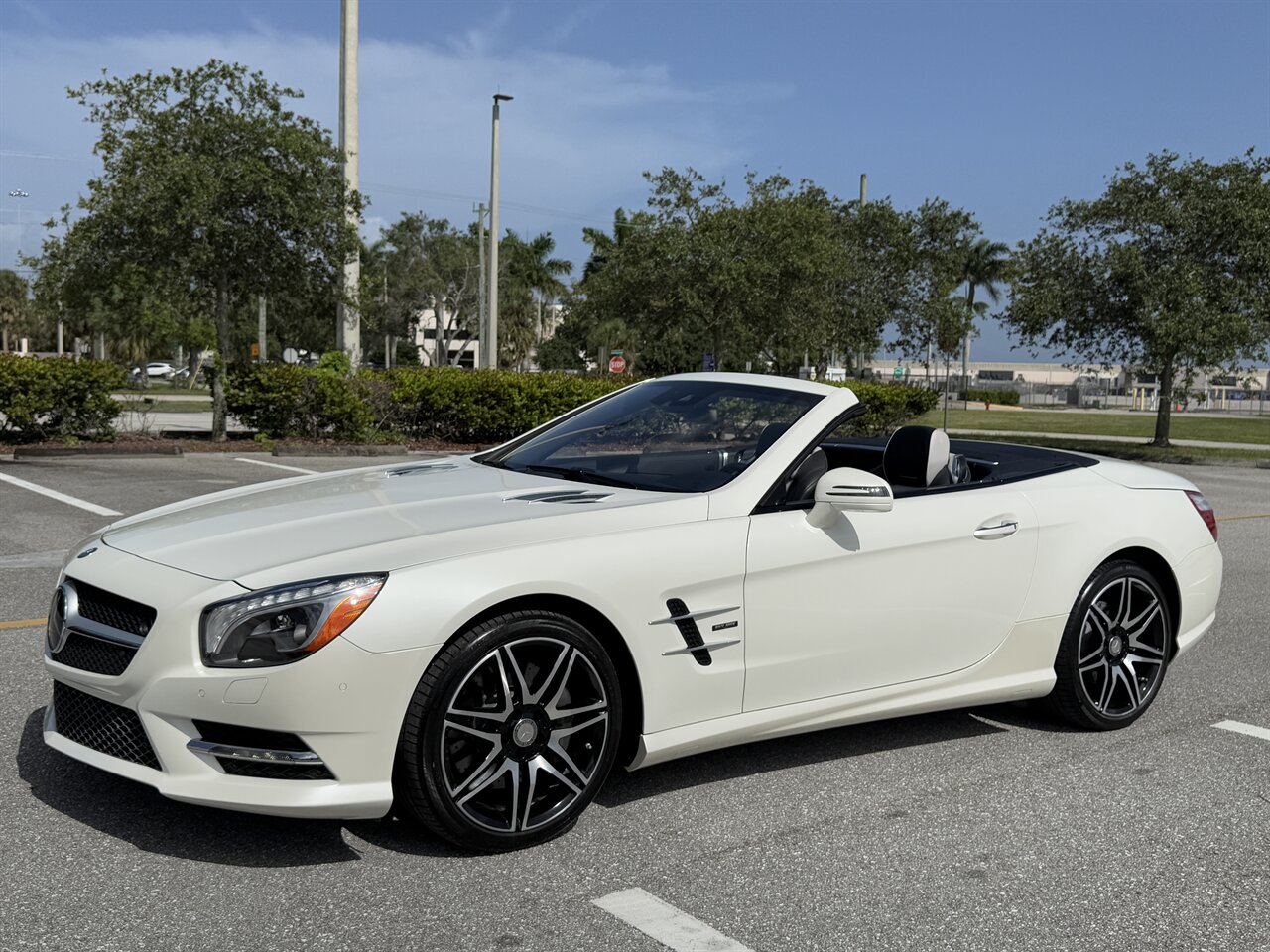 2015 Mercedes-Benz SL 550 White Arrow   - Photo 40 - West Palm Beach, FL 33409