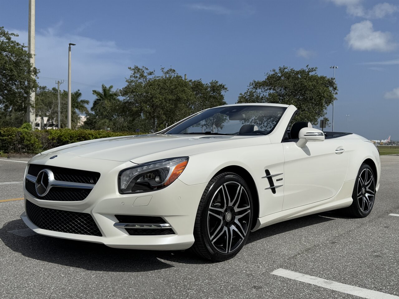2015 Mercedes-Benz SL 550 White Arrow   - Photo 5 - West Palm Beach, FL 33409