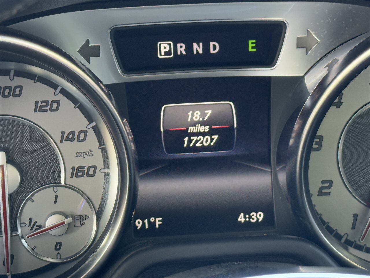 2015 Mercedes-Benz SL 550 White Arrow   - Photo 8 - West Palm Beach, FL 33409