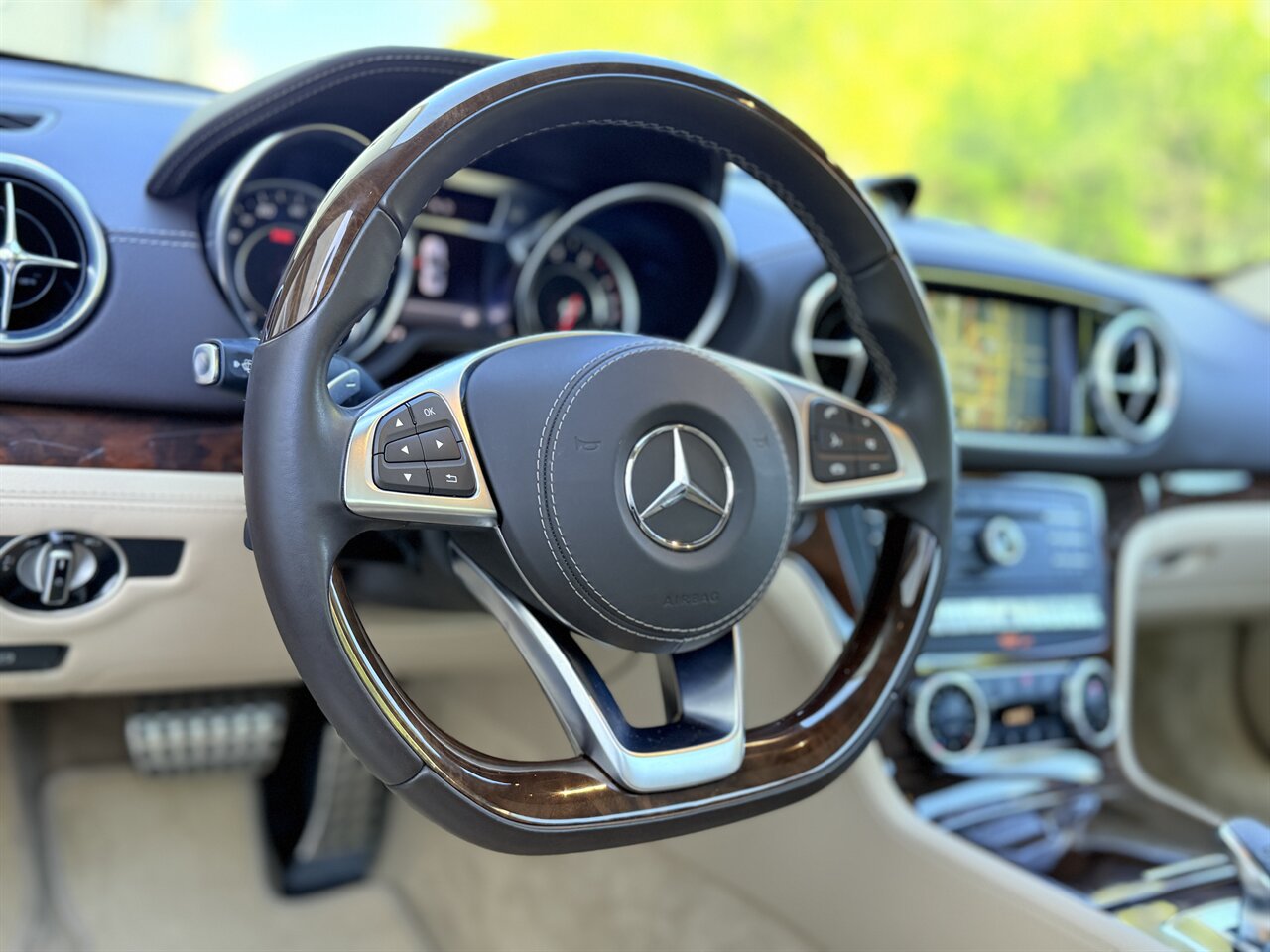 2018 Mercedes-Benz SL 550   - Photo 12 - West Palm Beach, FL 33409