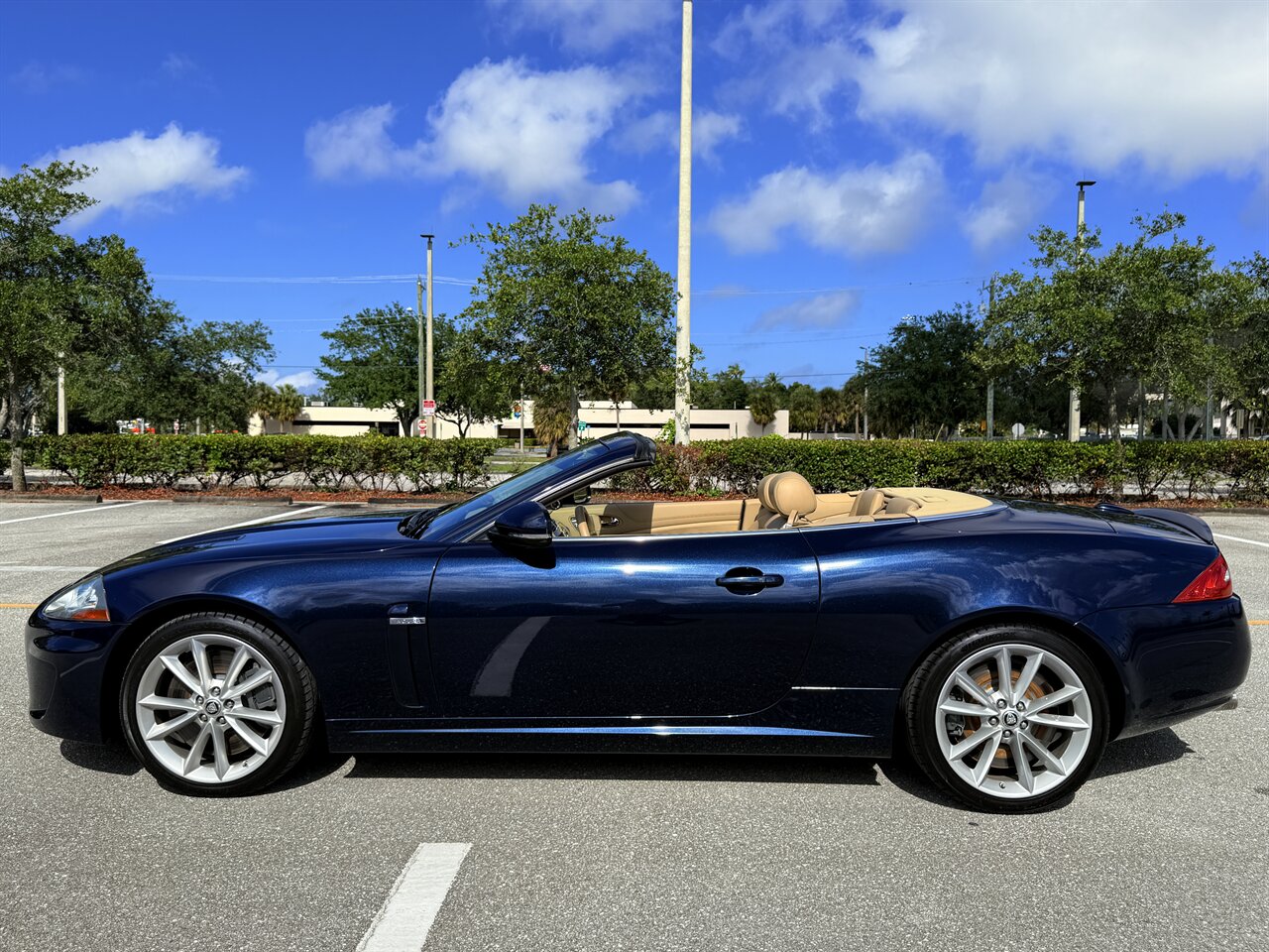 2010 Jaguar XK XKR Convertible   - Photo 45 - West Palm Beach, FL 33409