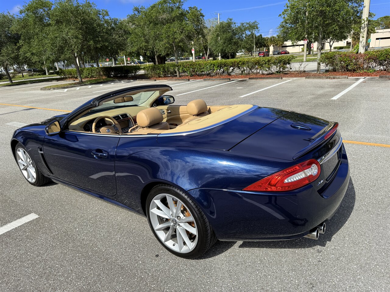 2010 Jaguar XK XKR Convertible   - Photo 44 - West Palm Beach, FL 33409