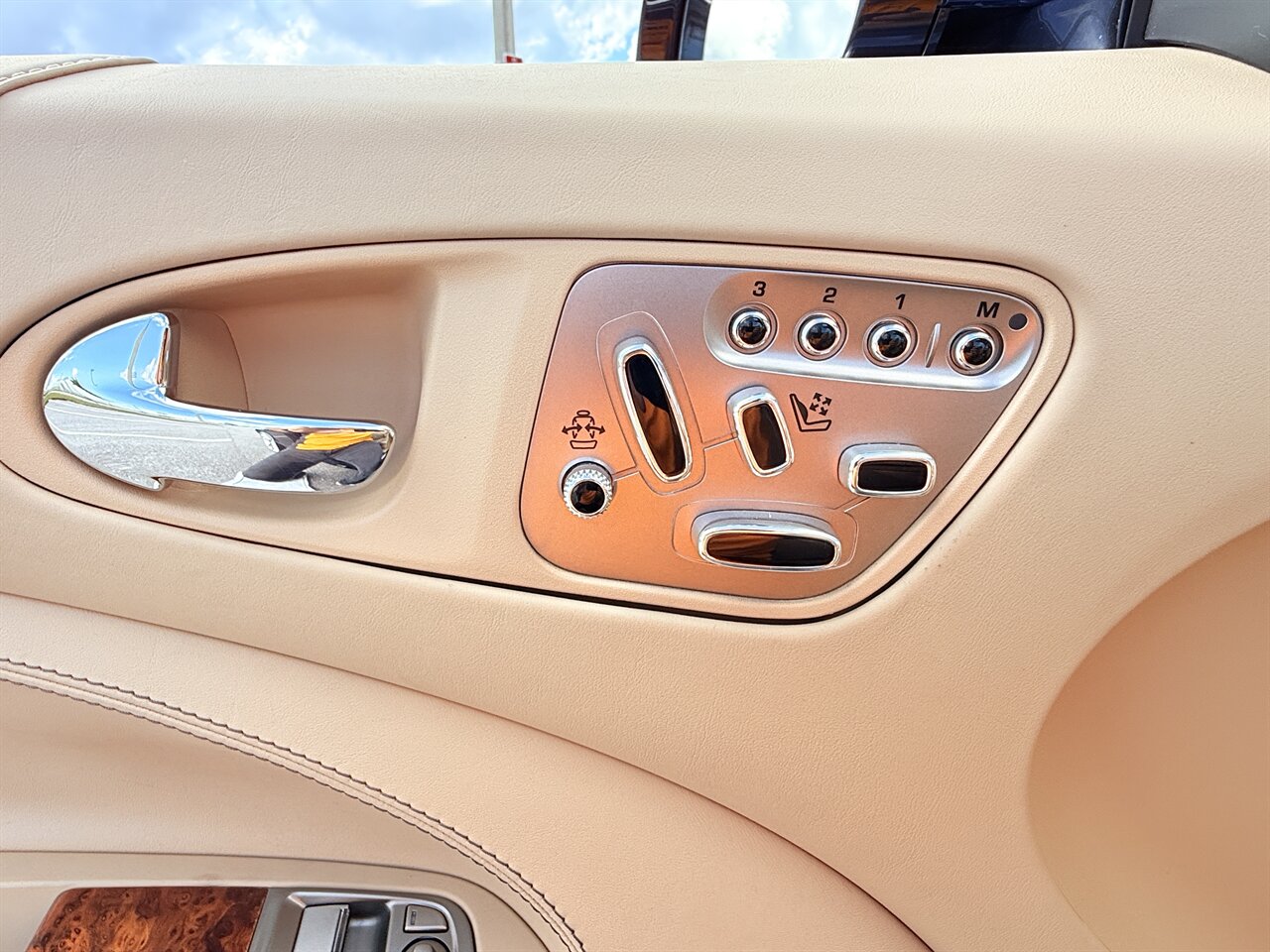 2010 Jaguar XK XKR Convertible   - Photo 31 - West Palm Beach, FL 33409