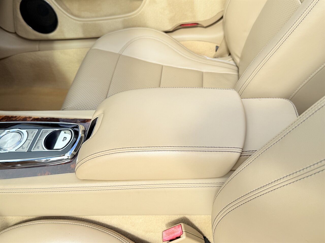 2010 Jaguar XK XKR Convertible   - Photo 21 - West Palm Beach, FL 33409