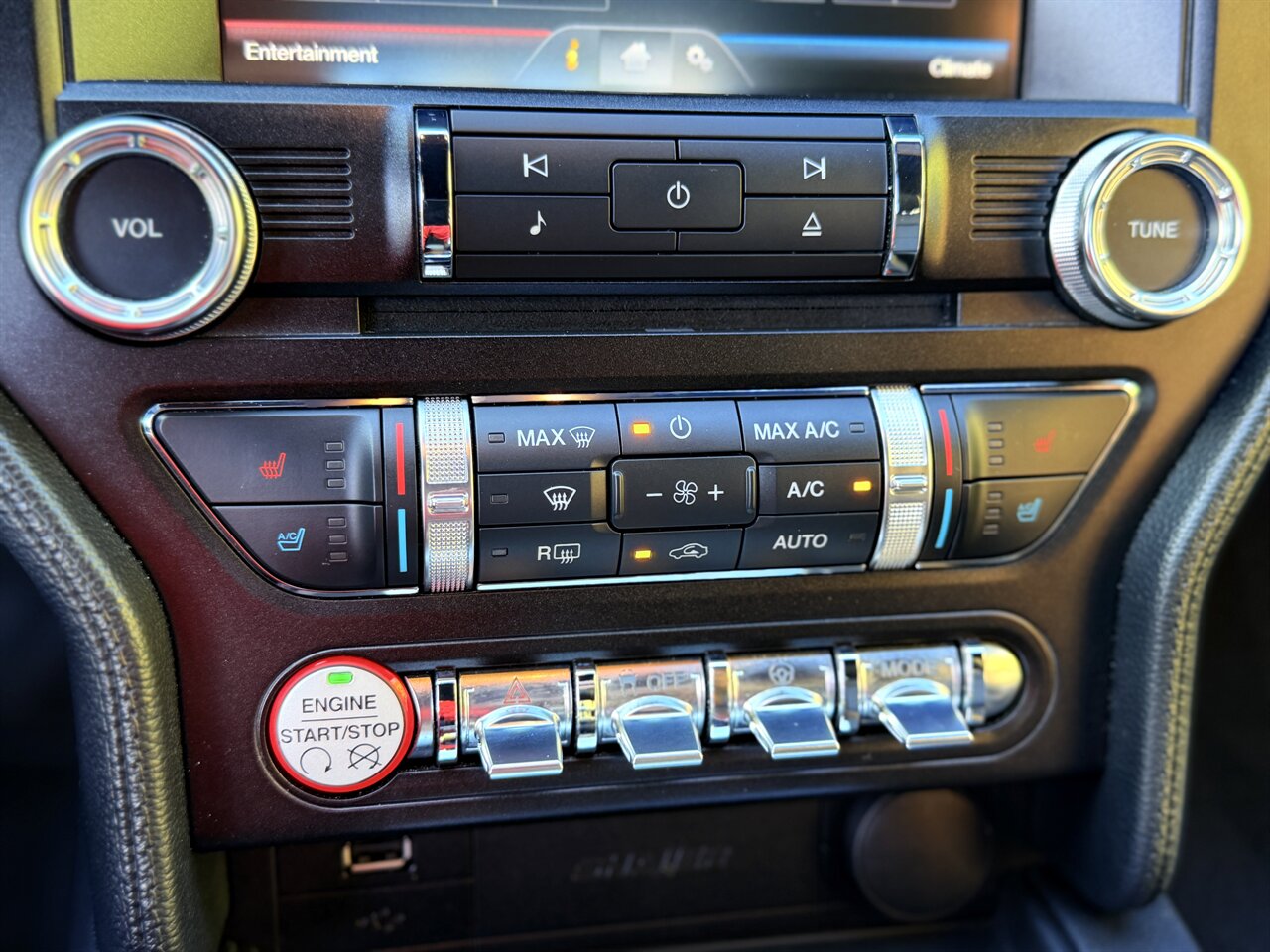 2015 Ford Mustang GT Premium - Photo 29