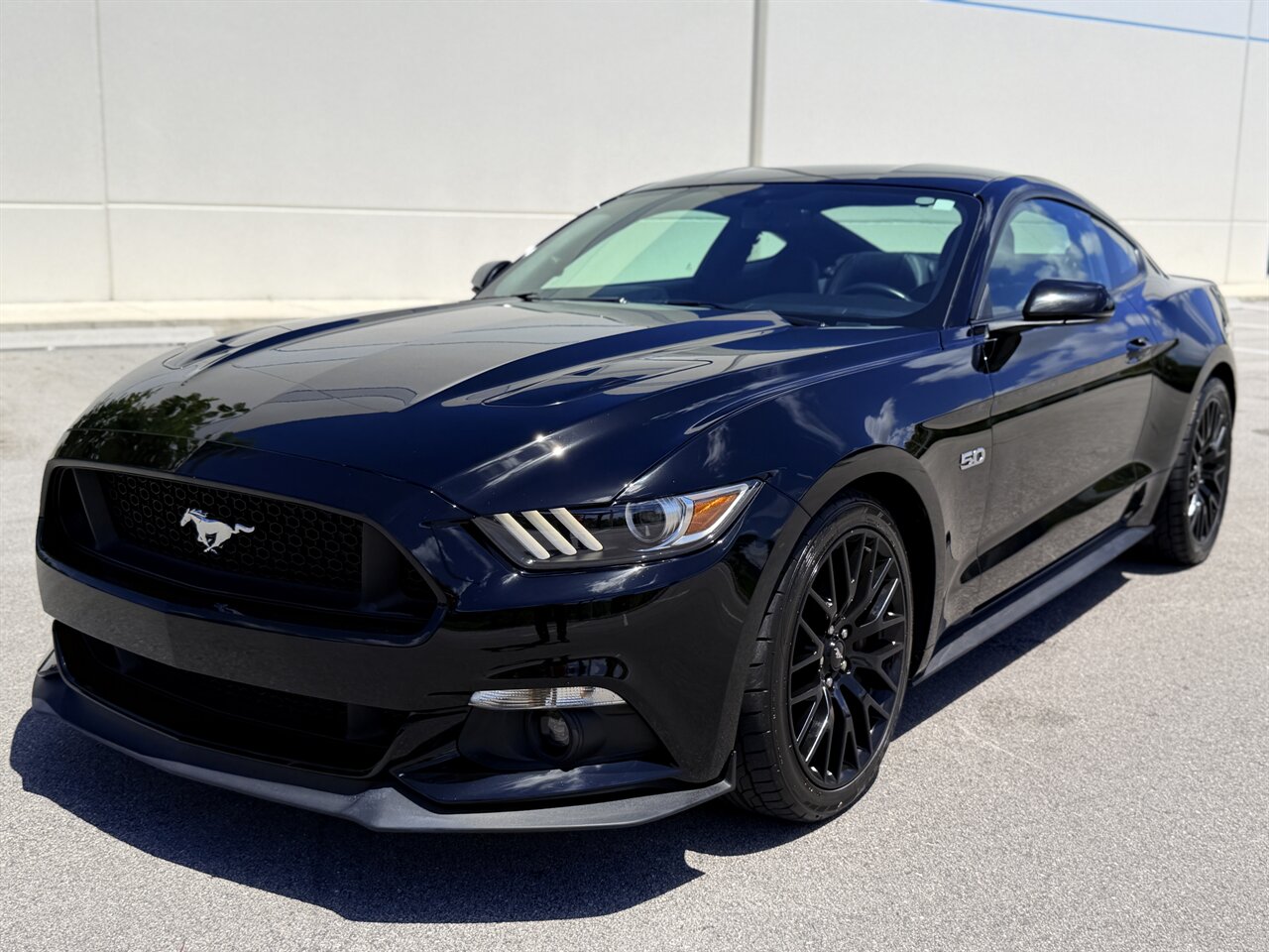 2015 Ford Mustang GT Premium - Photo 30