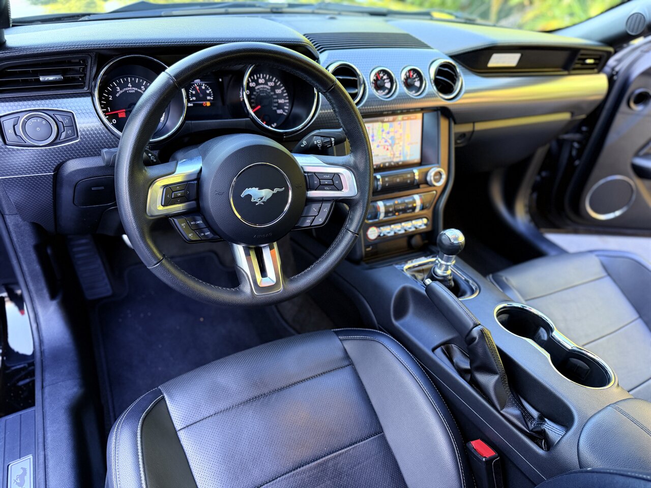 2015 Ford Mustang GT Premium - Photo 9