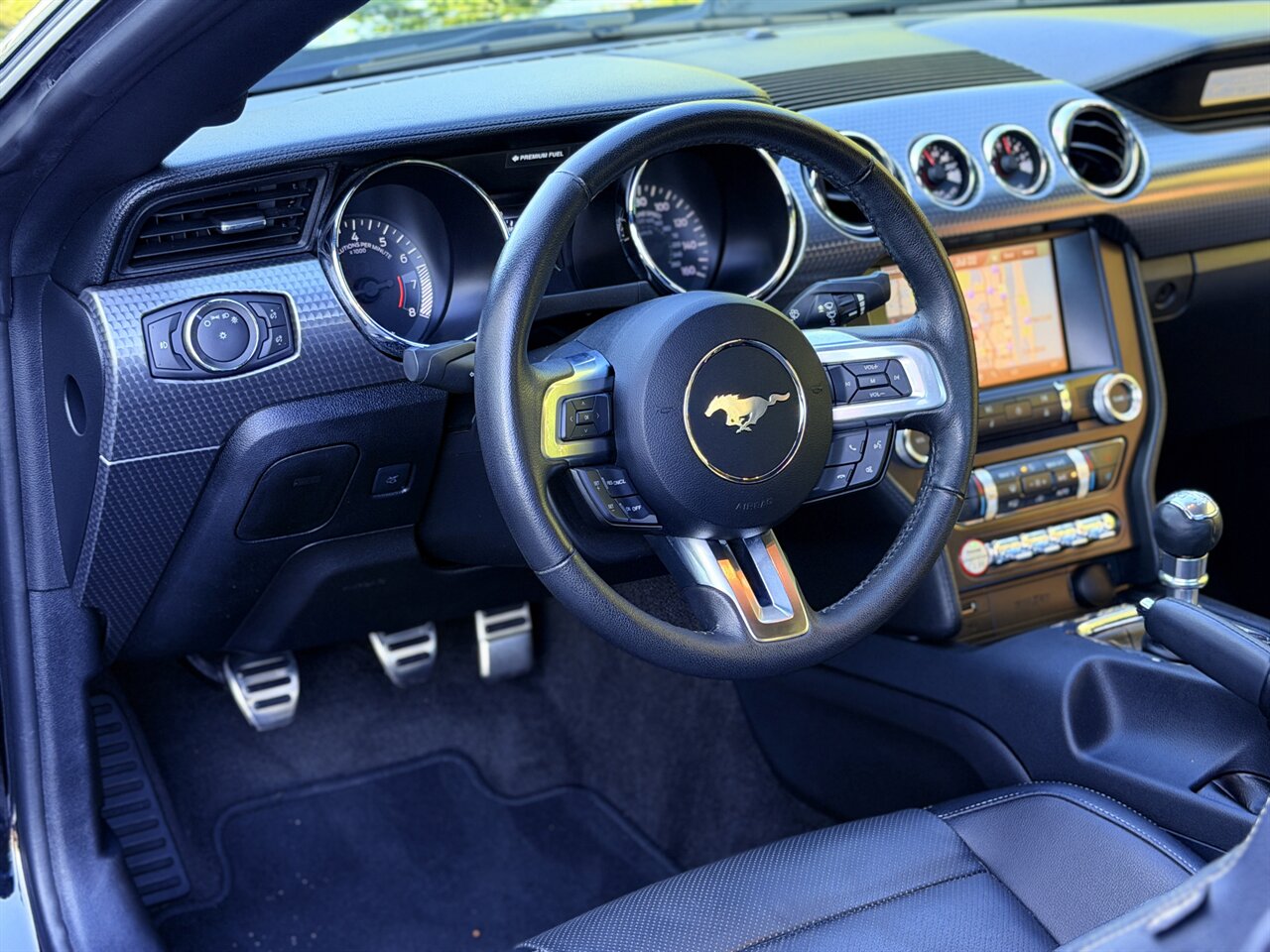 2015 Ford Mustang GT Premium - Photo 22