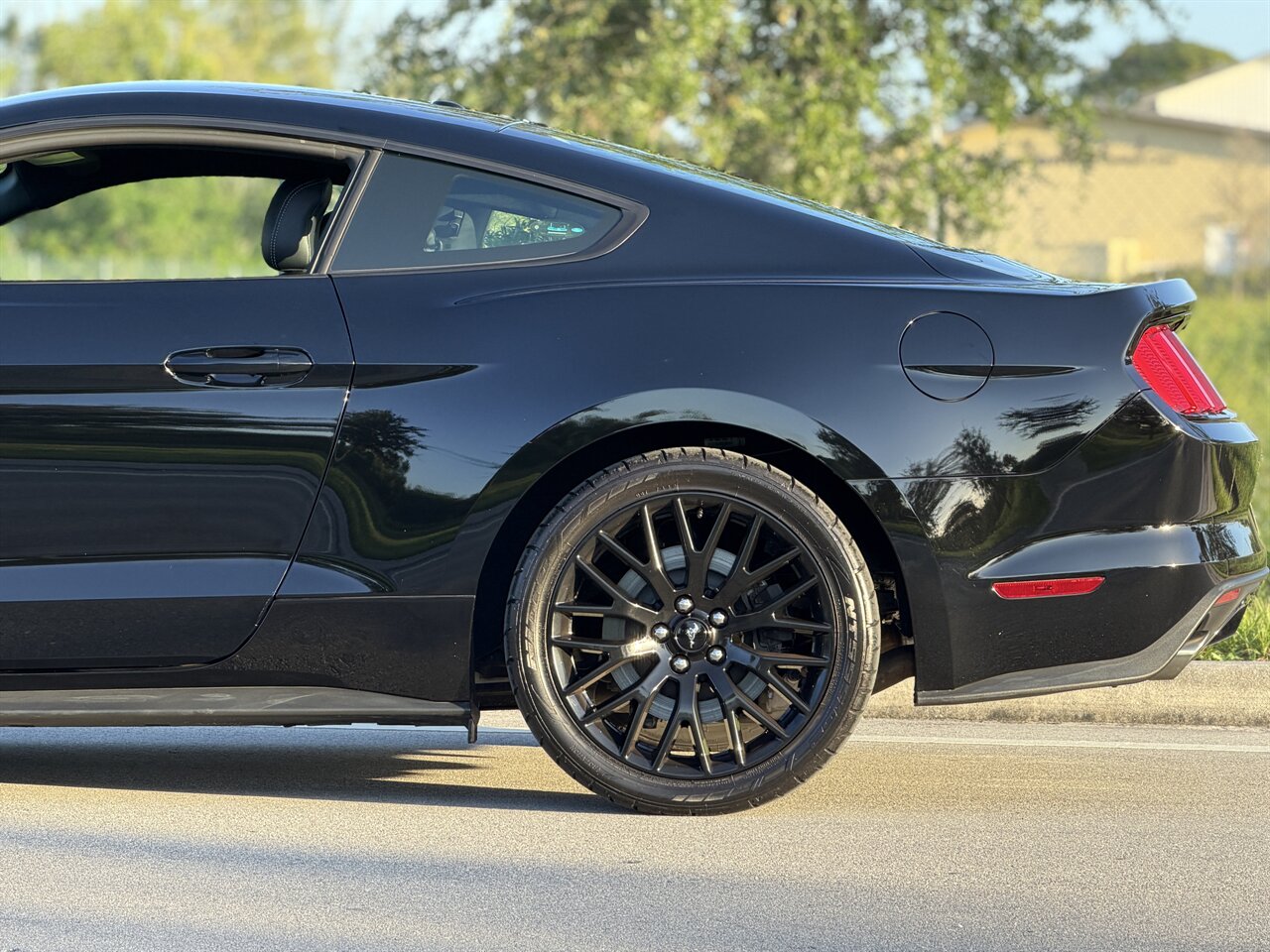2015 Ford Mustang GT Premium - Photo 49