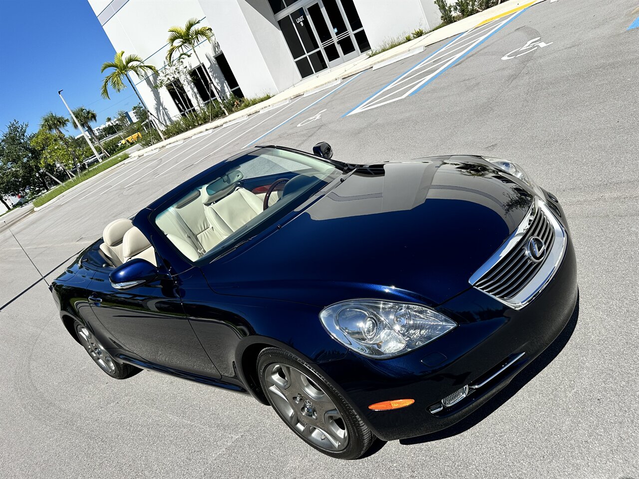 2009 Lexus SC 430   - Photo 2 - West Palm Beach, FL 33409