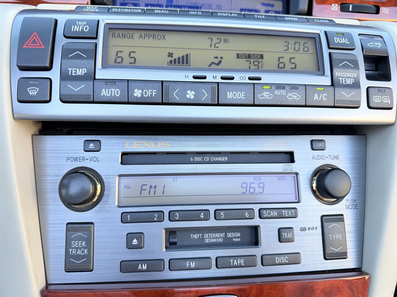 2009 Lexus SC 430   - Photo 11 - West Palm Beach, FL 33409