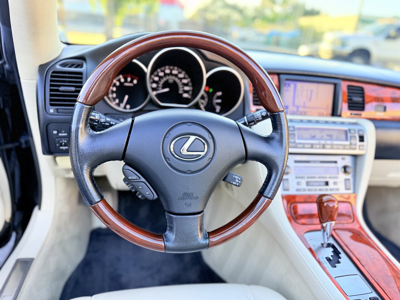 2009 Lexus SC 430   - Photo 9 - West Palm Beach, FL 33409