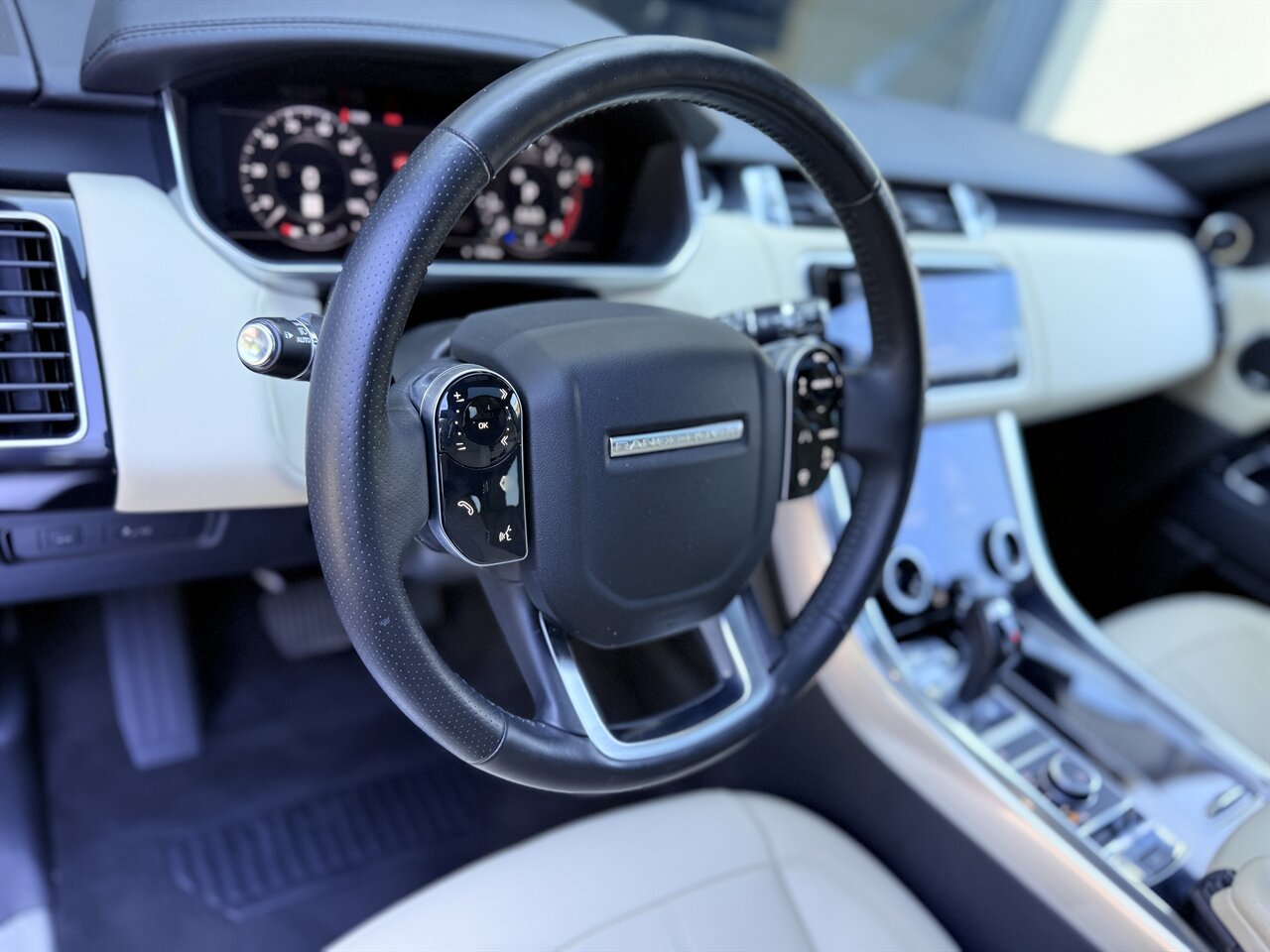 2019 Land Rover Range Rover Sport HSE   - Photo 11 - West Palm Beach, FL 33409