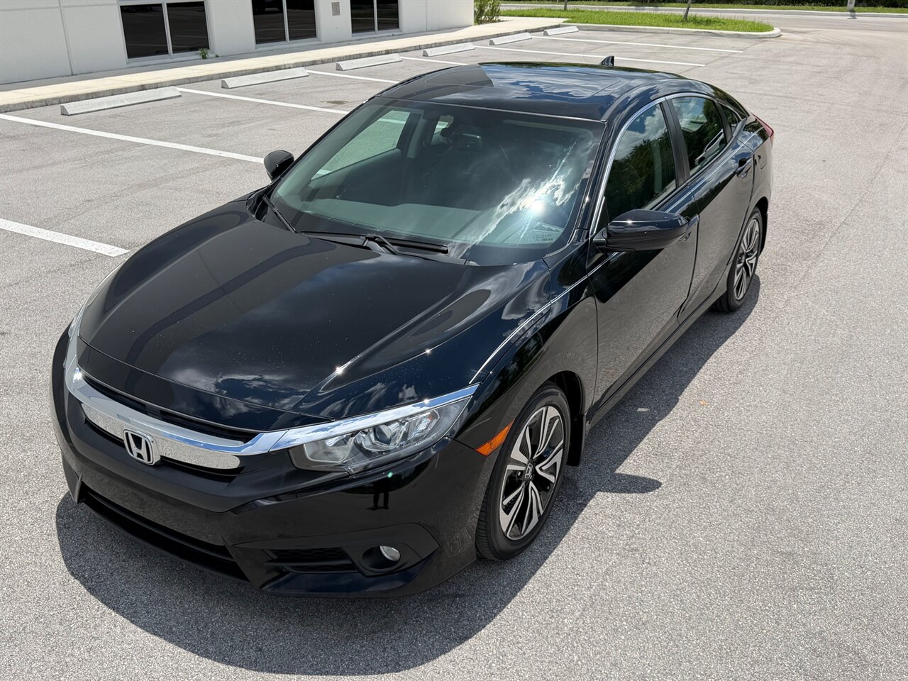 2017 Honda Civic EX-L   - Photo 1 - Ocoee, FL 34761