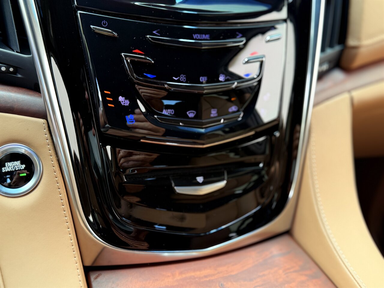 2017 Cadillac Escalade Platinum   - Photo 14 - West Palm Beach, FL 33409