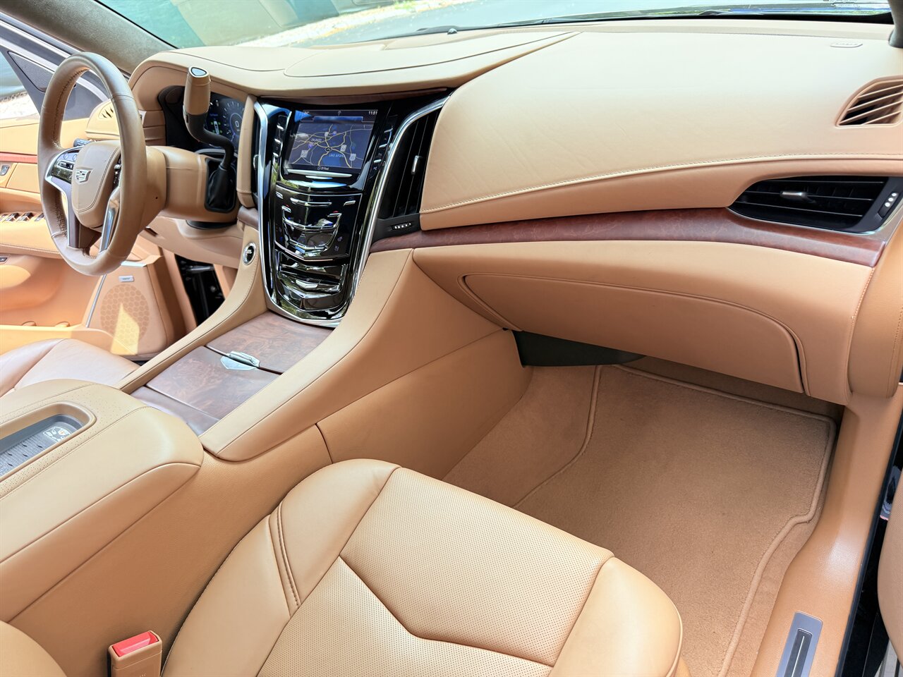 2017 Cadillac Escalade Platinum   - Photo 7 - West Palm Beach, FL 33409