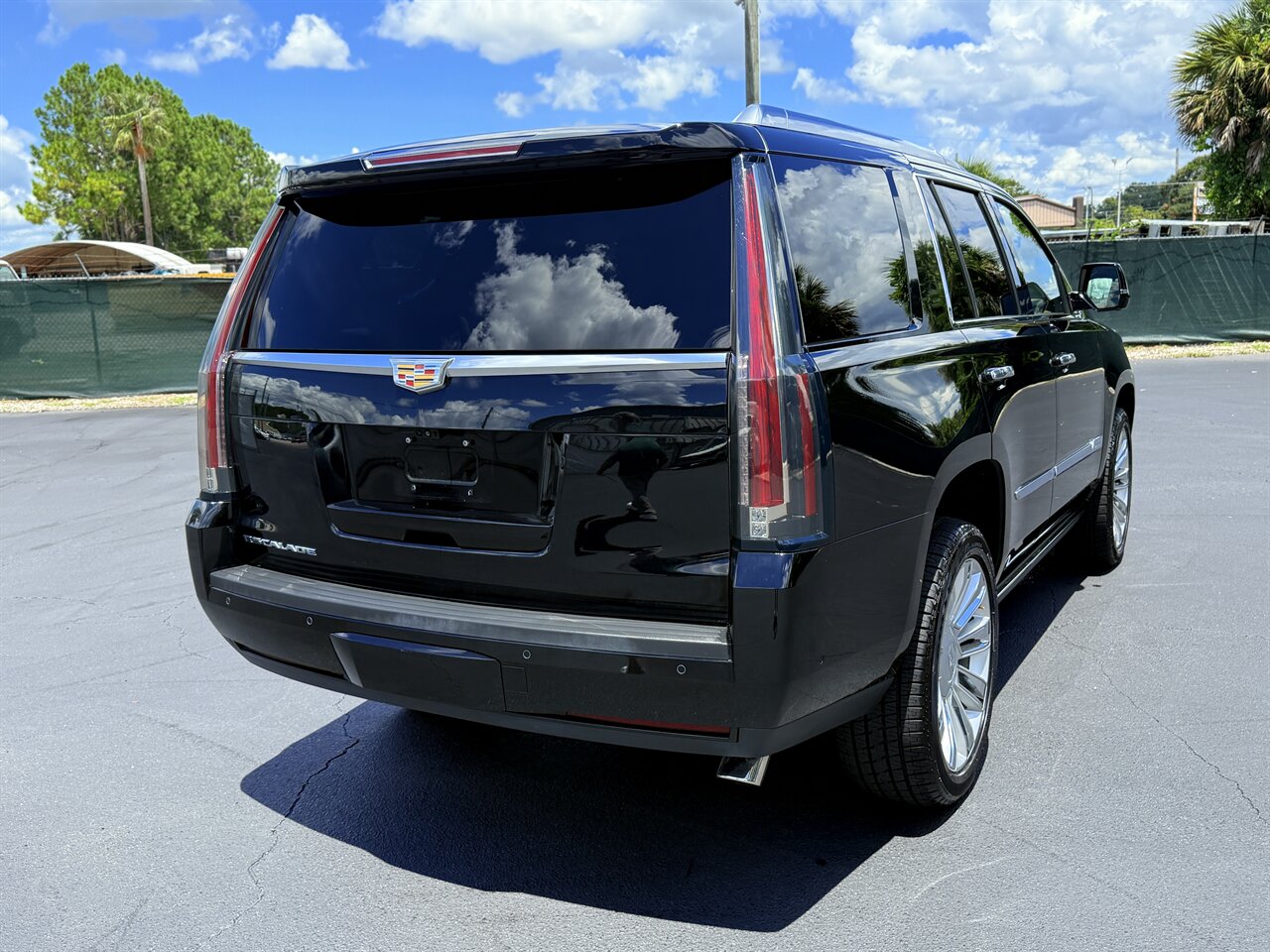 2017 Cadillac Escalade Platinum   - Photo 31 - West Palm Beach, FL 33409