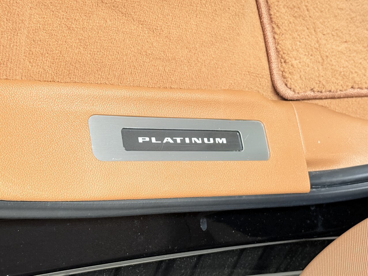 2017 Cadillac Escalade Platinum   - Photo 26 - West Palm Beach, FL 33409