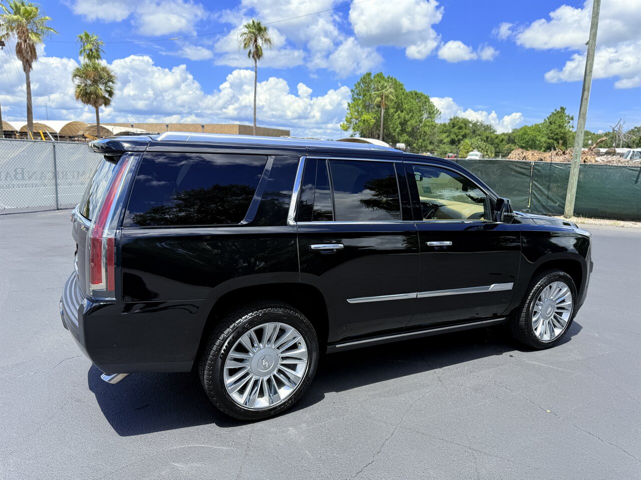 2017 Cadillac Escalade Platinum   - Photo 4 - West Palm Beach, FL 33409