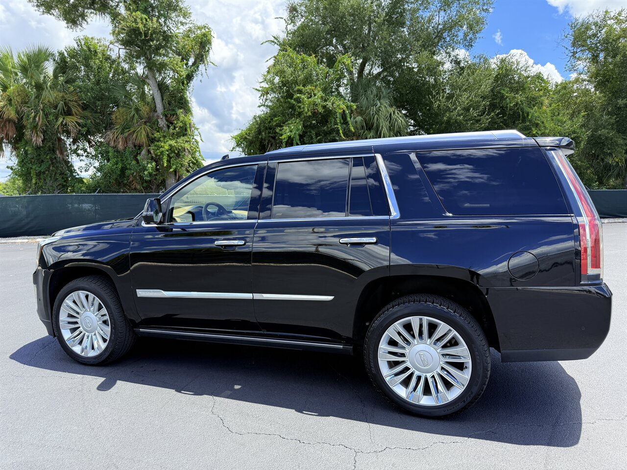 2017 Cadillac Escalade Platinum   - Photo 46 - West Palm Beach, FL 33409