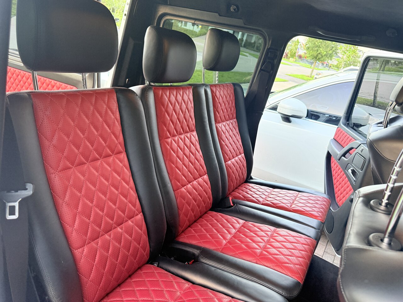 2015 Mercedes-Benz G 63 AMG   - Photo 15 - West Palm Beach, FL 33409