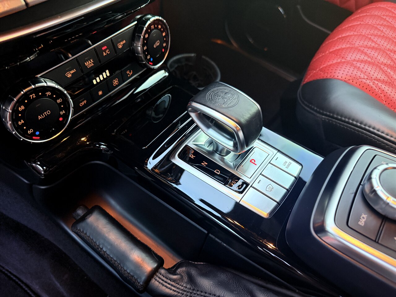 2015 Mercedes-Benz G 63 AMG   - Photo 17 - West Palm Beach, FL 33409