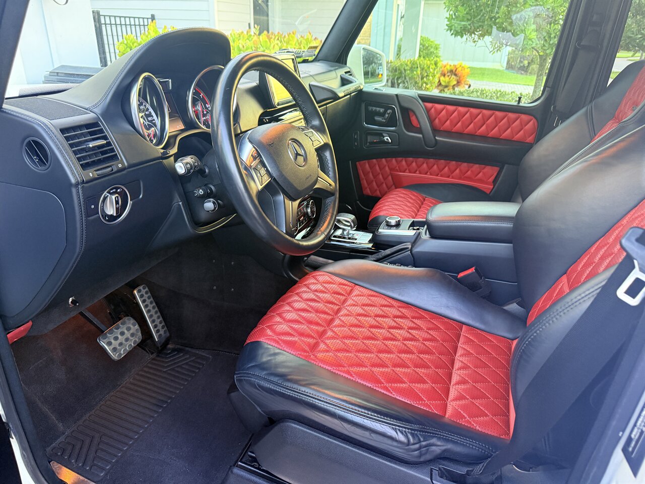 2015 Mercedes-Benz G 63 AMG   - Photo 12 - West Palm Beach, FL 33409