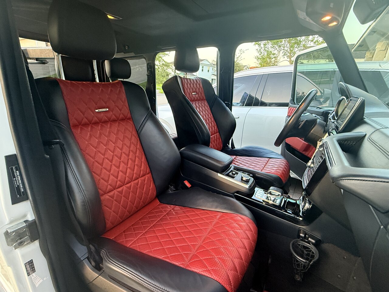 2015 Mercedes-Benz G 63 AMG   - Photo 19 - West Palm Beach, FL 33409