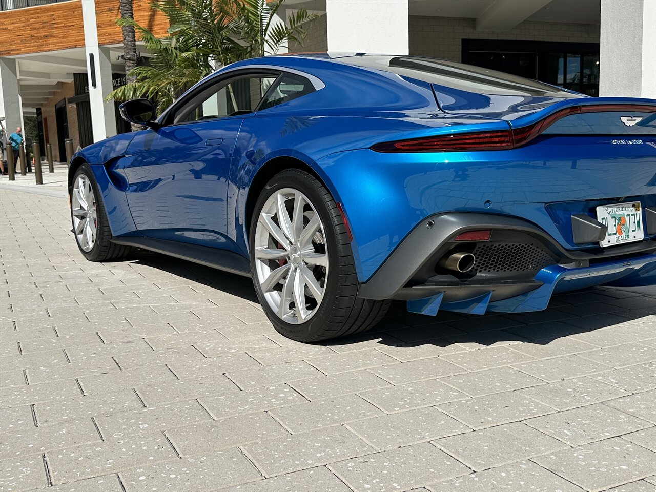 2020 Aston Martin Vantage   - Photo 42 - West Palm Beach, FL 33409