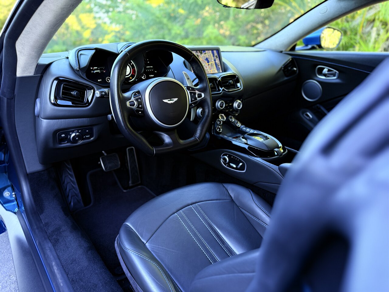 2020 Aston Martin Vantage   - Photo 9 - West Palm Beach, FL 33409