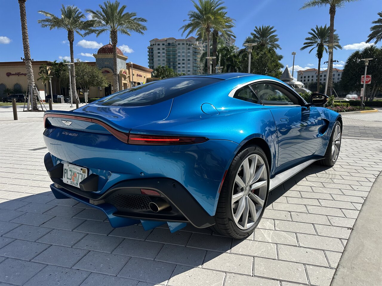 2020 Aston Martin Vantage   - Photo 39 - West Palm Beach, FL 33409