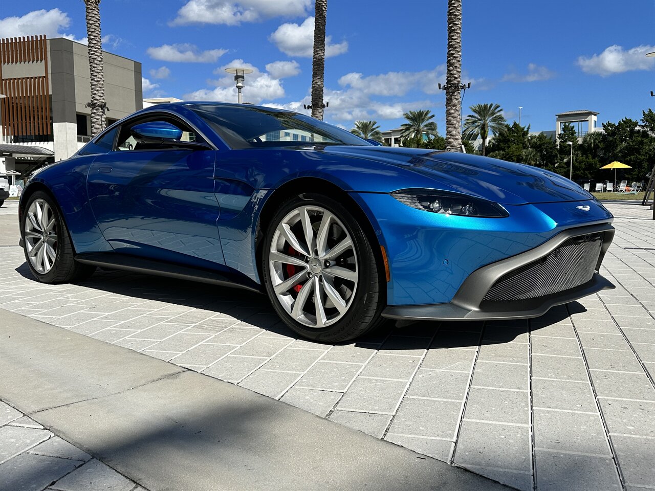 2020 Aston Martin Vantage   - Photo 58 - West Palm Beach, FL 33409