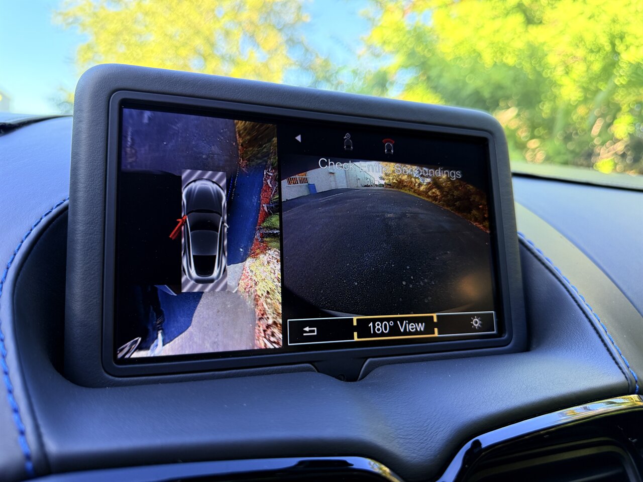2020 Aston Martin Vantage   - Photo 23 - West Palm Beach, FL 33409
