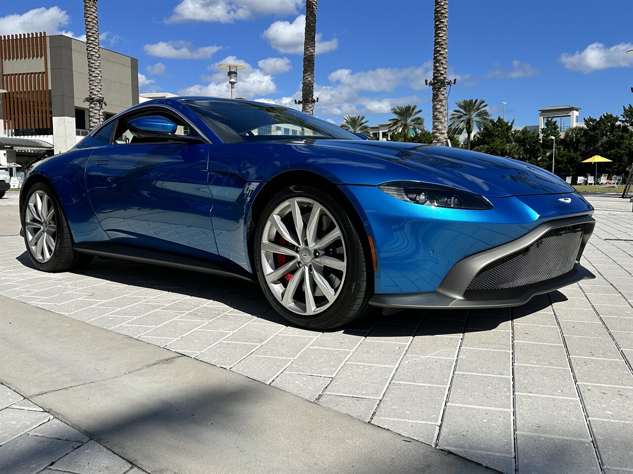 2020 Aston Martin Vantage   - Photo 57 - West Palm Beach, FL 33409