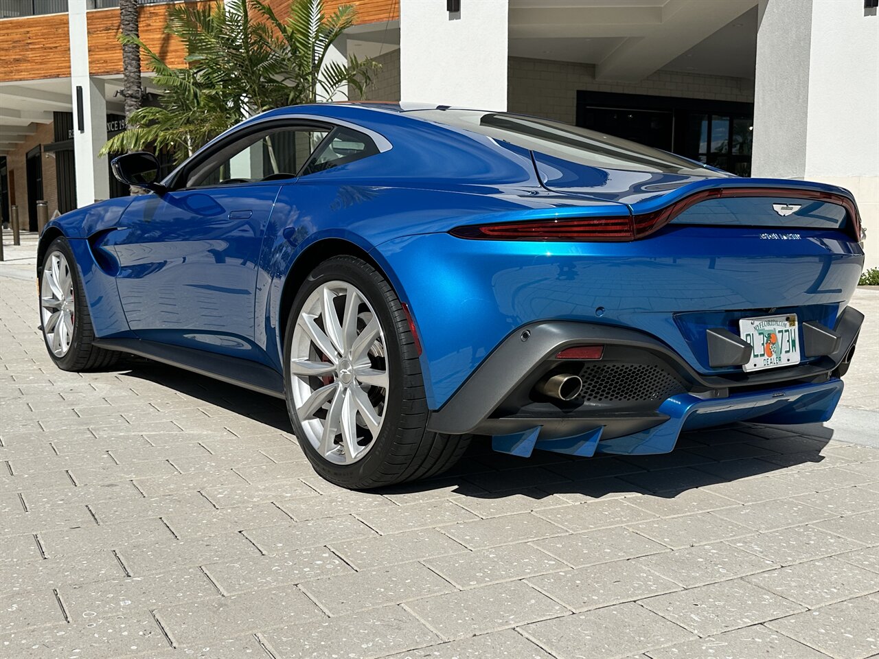 2020 Aston Martin Vantage   - Photo 62 - West Palm Beach, FL 33409