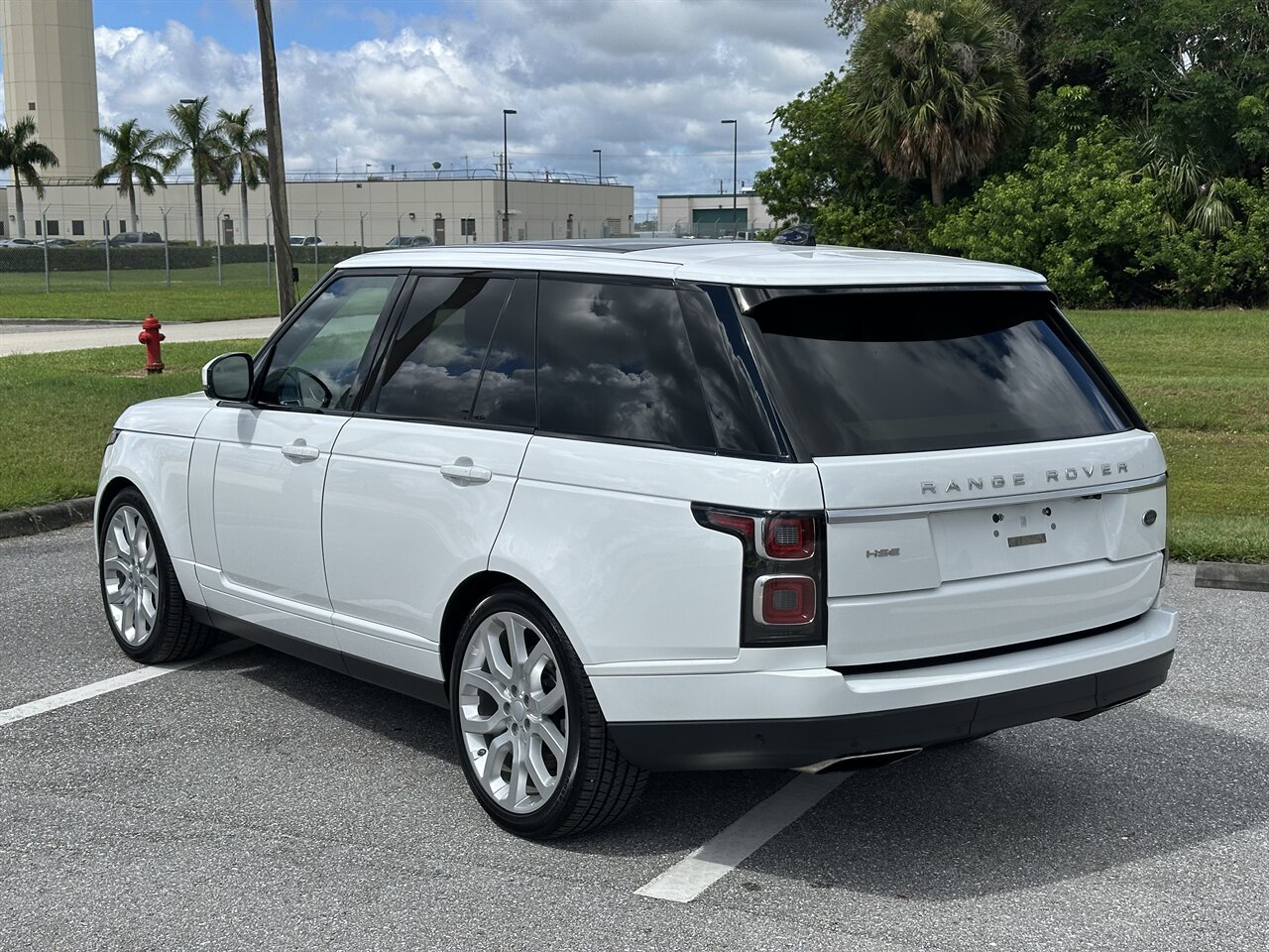 2019 Land Rover Range Rover HSE   - Photo 12 - West Palm Beach, FL 33409